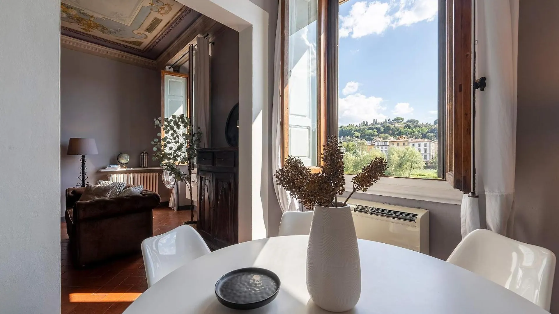 Genteel Home Biblioteca Firenze 0*, Florens